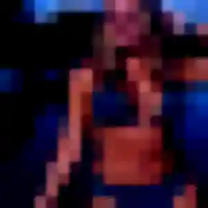 Sexy Esi, 32 ans à Martigné-sur-Mayenne - la contacter
