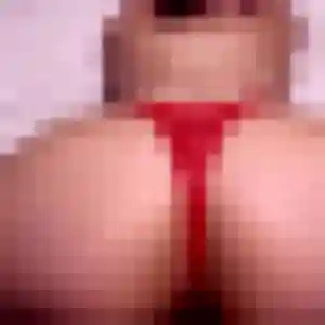 Aissatou, 22 ans, dispo pour plan cul à Massiac