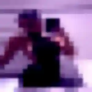 Charmante Malika, 27 ans à Massieux - la contacter