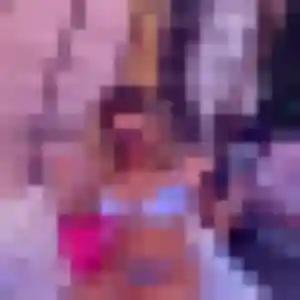 Georgette, femme de 29 ans propose plan cul à Menville