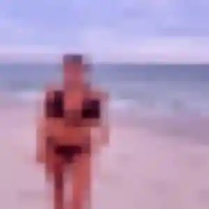 Contacte Xénia, 32 ans à Mérignac en privé