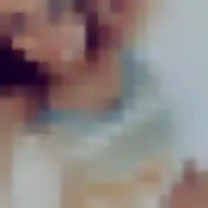 Contacte Funke, 29 ans à Merlevenez en t'inscrivant