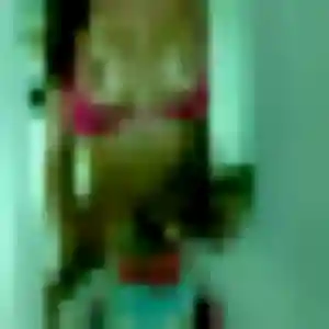 Nadège, 23 ans, en ligne à Meucon pour une rencontre coquine