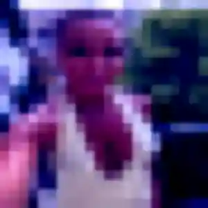 Photo de Yaa à Meuzac (43 ans) - plan cul anonyme