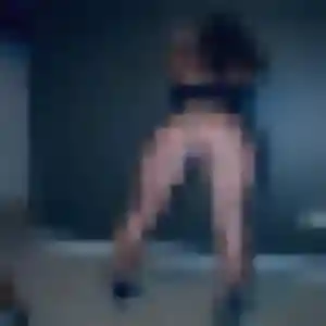 Coumba, 34 ans, connectée à Mirebeau pour une rencontre coquine