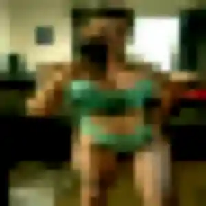 Sexy Issa, 43 ans à Missiriac - la contacter