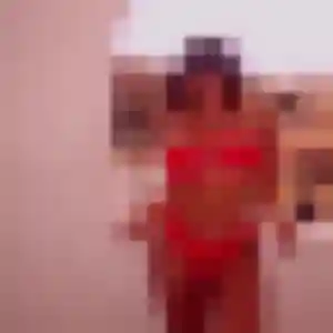 Eugénie, 36 ans, en ligne à Moisenay pour une rencontre coquine