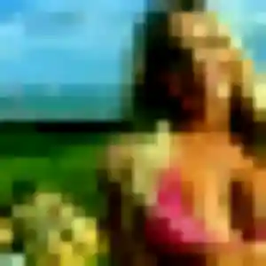 Nkechi, femme de 32 ans propose plan cul à Montanay