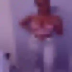 plan cul à Montfort-sur-Risle : profil de Bernadette, 22 ans - inscription gratuite