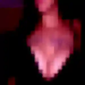Karima (36 ans) à Montigné-le-Brillant attend une rencontre ce soir
