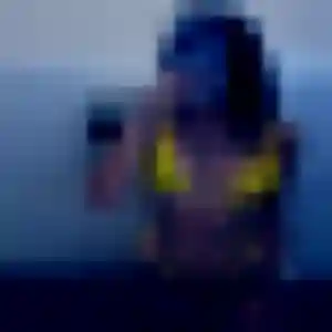 Charmante Irène, 33 ans à Montrozier - découvrir son profil