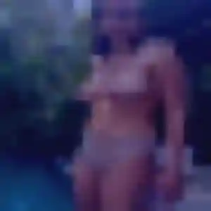 Céline de Montsinéry-Tonnegrande, 36 ans - plan cul sans prise de tête