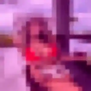 Olufunmi, 34 ans, dispo pour plan cul à Montvendre