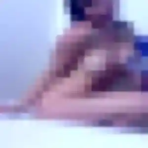 Ursula, 27 ans, cherche un plan cul à Montvendre