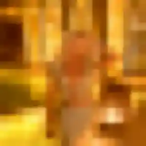 Contacte Mireille, 26 ans à Morée en privé