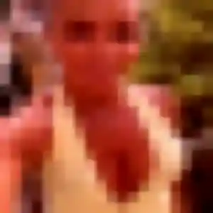 Naëlle, 28 ans, connectée à Mosnes pour une rencontre coquine