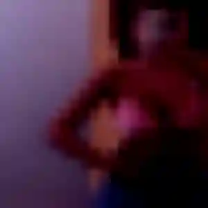 Photo de Aida à Moulézan (27 ans) - plan cul discret