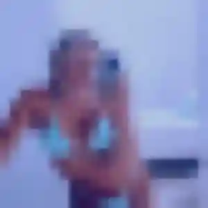 Photo de Xénia à Nanteau-sur-Lunain (34 ans) - plan cul anonyme