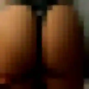 Ngoné, 35 ans, en ligne à Nauviale pour une rencontre coquine