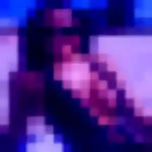 Kiné, 23 ans, connectée à Neuvy-Sautour pour une rencontre coquine
