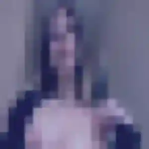 Sira, 26 ans, en ligne à Noailles pour une rencontre coquine