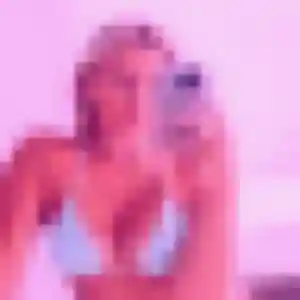 Charmante Neema, 38 ans à Normanville - la contacter