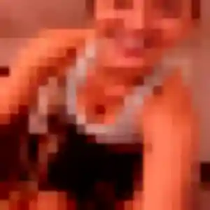 Nabou, femme de 33 ans cherche plan cul à Oust-Marest