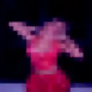 Contacte Héloïse, 24 ans à Ozan en privé