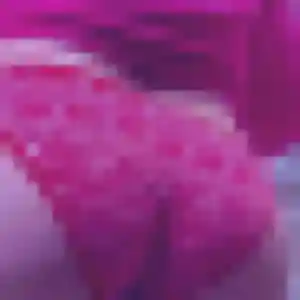 Ifeoma, 24 ans, disponible à Peltre pour une rencontre coquine