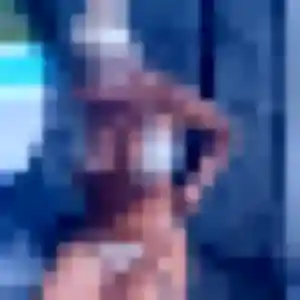 Belle Astou, 23 ans à Pézenas - voir sa photo