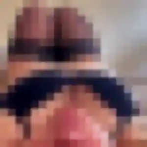 Lina, 23 ans, connectée à Piriac-sur-Mer pour un plan cul