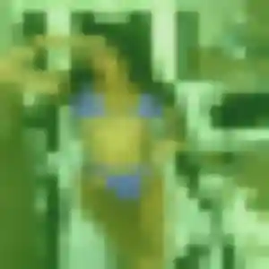 Rencontre Eugénie, 23 ans à Pirou en privé