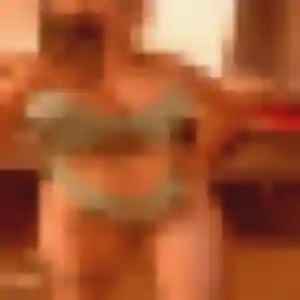 Bintou, femme de 32 ans cherche plan cul à Plan-de-Cuques