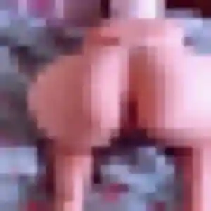 Titilayo, 33 ans, dispo pour plan cul à Plévin