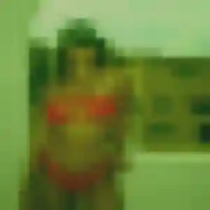 Yasmine, 41 ans, dispo pour plan cul à Plougonver