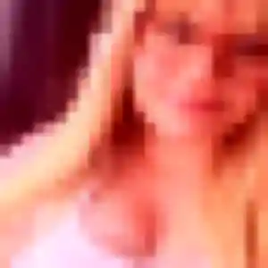 Photo de Oumy à Pont-Melvez (35 ans) - plan cul gratuit