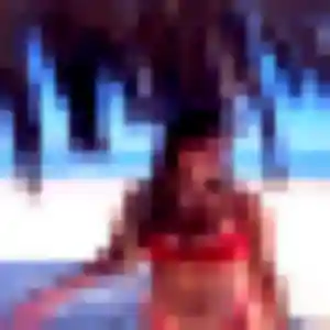 Ngoné, femme de 39 ans cherche plan cul à Poullan-sur-Mer