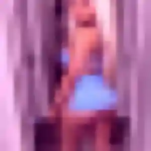Photo privée de Sira, 37 ans à Pralognan-la-Vanoise - plan discret