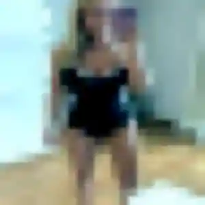 Photo de Xénia à Pringy (25 ans) - plan cul discret