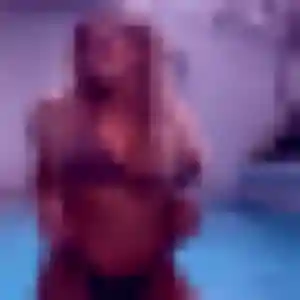 Stella, 25 ans, cherche un plan cul à Puceul