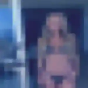 Aissatou, femme de 25 ans propose plan cul à Queyrac