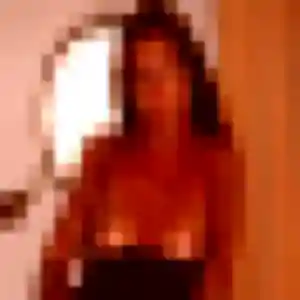 Photo de Suzanne à Quittebeuf (35 ans) - plan cul sans inscription