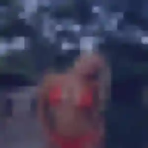 Akinyi, 33 ans, en ligne à Rédené pour une rencontre coquine