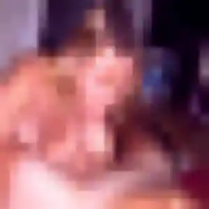 Faustine, 33 ans, connectée à Regnéville-sur-Mer pour une rencontre coquine