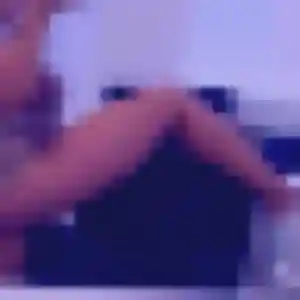 Photo privée de Evelyne, 33 ans à Remilly-Aillicourt - plan discret