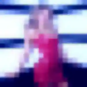 Zuri, femme de 31 ans cherche plan cul à Riec-sur-Bélon