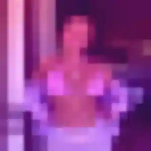 Thalia, 25 ans, en ligne à Rouvroy pour une rencontre coquine
