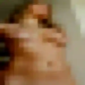 Contacte Efua, 44 ans à Ruynes-en-Margeride gratuitement