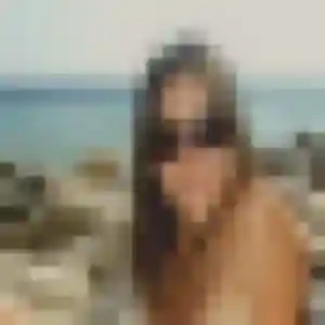 Codou, fille de 43 ans veut plan cul à Saint-Amand-sur-Sèvre