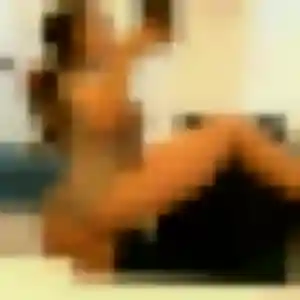 Charmante Ornella, 42 ans à Saint-Amant-Tallende - voir sa photo